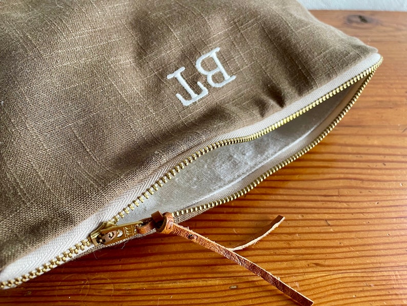 Custom Initials Makeup Bag, Gift for Wife, Gift for her, Bridesmaid Gift, Bridal Party, Canvas Cosmetic Bag, Natural Makeup Bag image 3