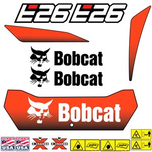 以下が含まれることがあります： E26のテキスト、Bobcatのロゴ、白と黒のBobcatの文字がデザインされたステッカーセット。オレンジ色のグラフィック形状、Made in the USAラベル、X-Changeロゴ、黒いシンボルが描かれた黄色の安全警告アイコンが含まれています。