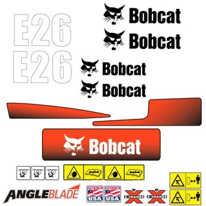 以下が含まれることがあります： E26、Bobcat、Anglebladeのテキストが記載されたステッカーセット。赤と黒のグラデーションストライプ、長方形の赤と黒のBobcatロゴ、黄色の安全警告アイコン、アメリカ国旗ステッカー、X-Changeブランドラベルが含まれています。