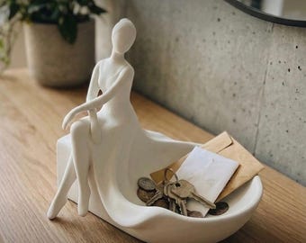 Vide-poches sculptural pour entrée, vide-poches moderne pour table, organiseur de courrier minimaliste, décoration intérieure imprimée en 3D, cadeau de pendaison de crémaillère unique pour elle