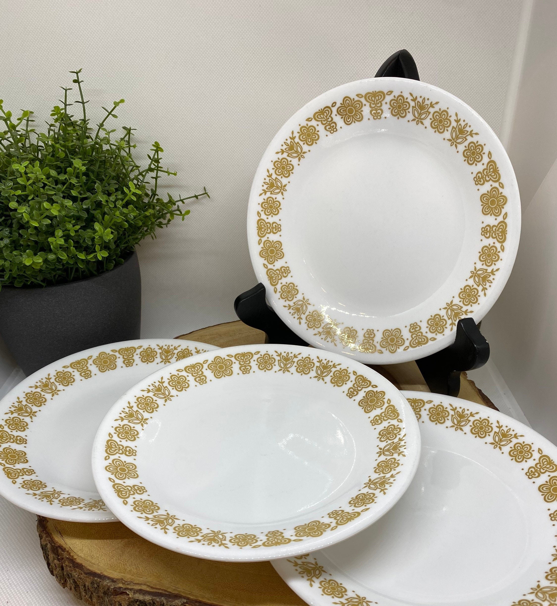 Dinner Plates Corelle Gold Flower Pattern Gold Flower Corelle