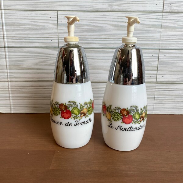 Vintage Gemco Spice of Life Milk Glass, set of 2, Mustard, ketchup Containers with Dispenser Le Moutardier, sauce de tomate 1970s