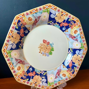 Spode Java Dinner Plate: Bird and Flower Motif, Made in England