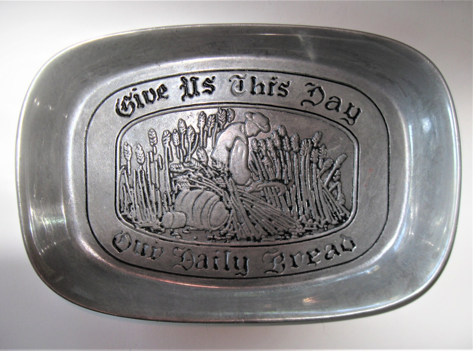 2 Vintage Wilton pewter serving trays round silver tray Etsy