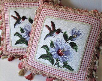 SALE, 2 Vintage shabby fringed needlepoint throw pillows 13" x 13", Hummingbirds and daisies, red white check border, French Country décor