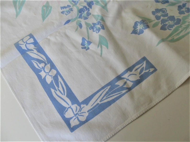 49 x 44 Retro linens floral gift idea prop Cutters rectangle Shabby cotton Mid Century Floral Tablecloth blue and turquoise