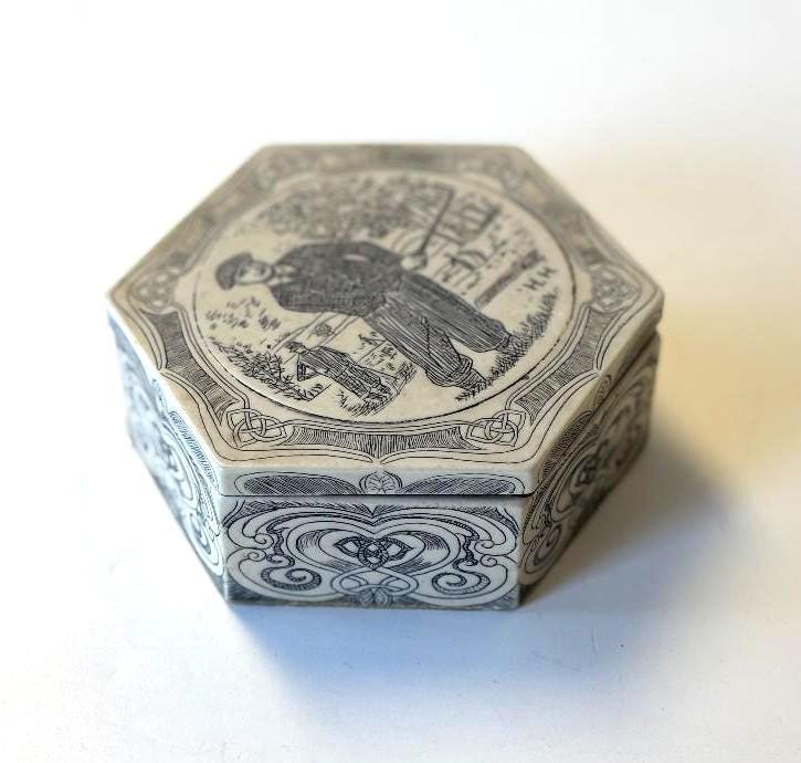 Scrimshaw Box - Etsy