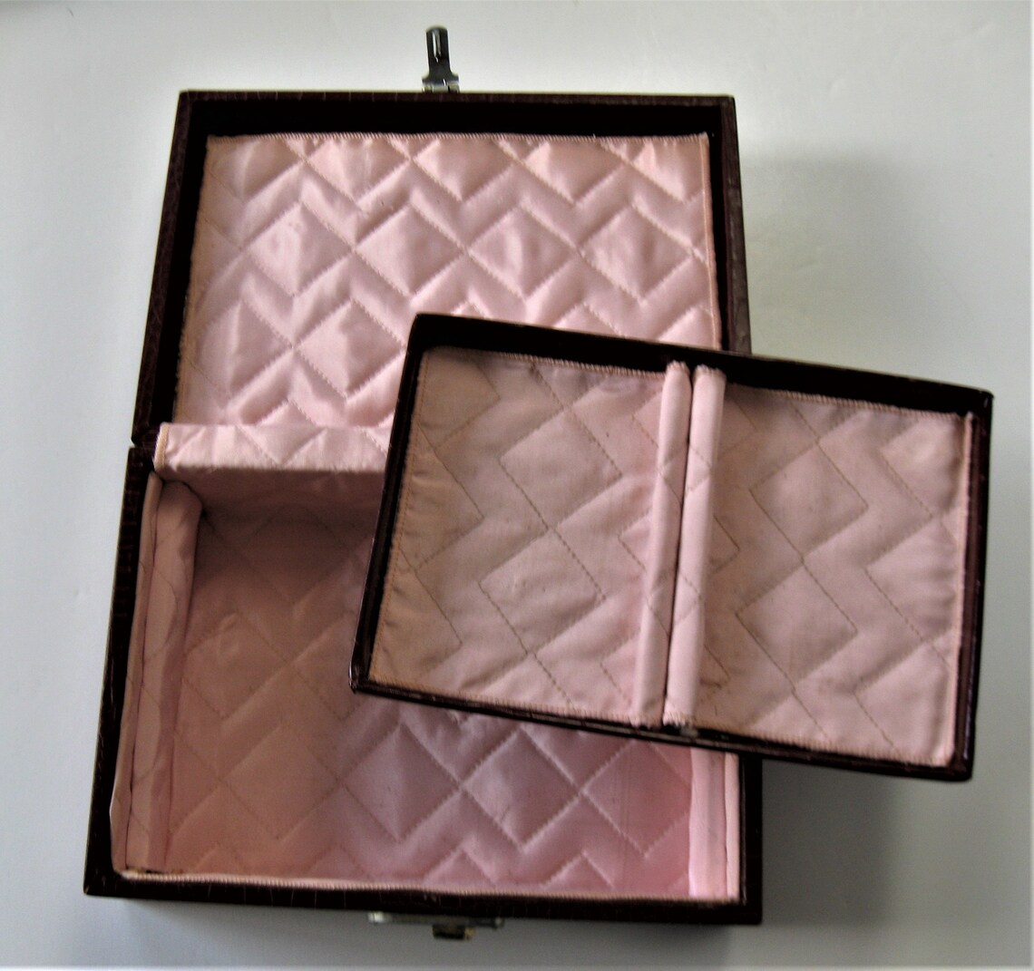 Vintage brown leather jewelry Box 10 x 7 x 3 1/2 tall Etsy