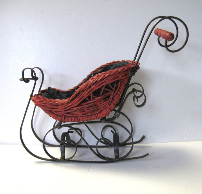 Vintage red wicker and black metal Santa Sled, wicker doll sleigh, Sleigh Christmas ornament, holiday centerpiece, gift container, gift idea image 3