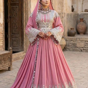dusty pink traditional dresses Zapaka Women Dusty Rose A Line Maxi Bridesmaid Dress Long Sleeves V-Neck Wedding Guest Dress, Dusty Rose / US16W