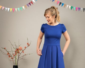 Dress with open back and pleated skirt in ink blue - Valerie