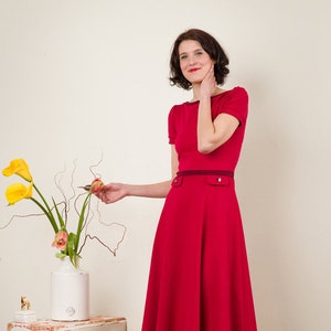 Dress with circle skirt in red - Elisa