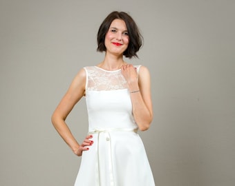 Short wedding dress with lace fits and flared skirt - Luna