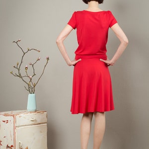 Kleid in rot Sibel Bild 3