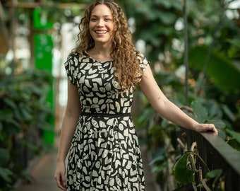 Black and white midi dress with pleated skirt - Mathilda