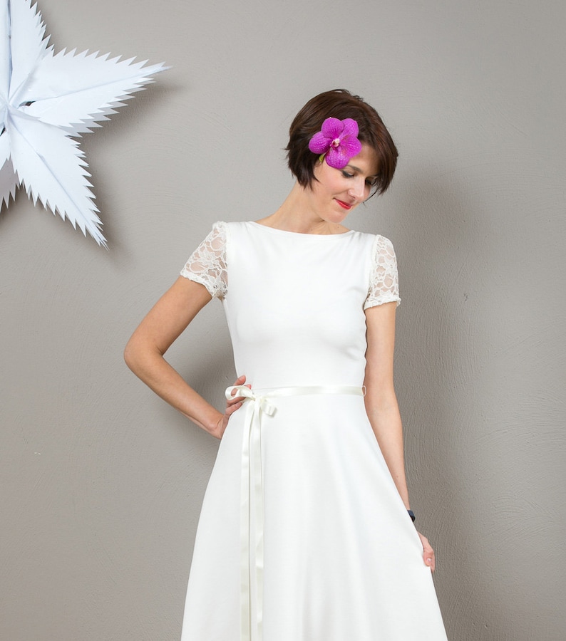 Weddingdress Tiffany, in offwhite image 5