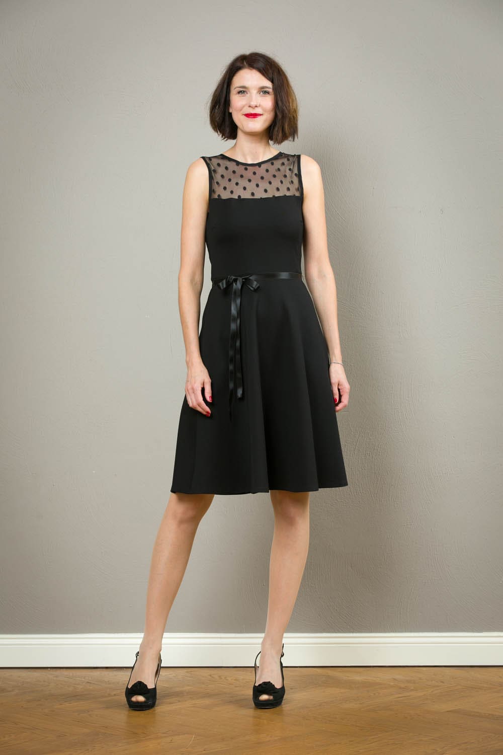 kleid schwarz elegant kurz