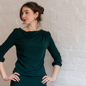 Vestido a la cadera Yona en verde oscuro