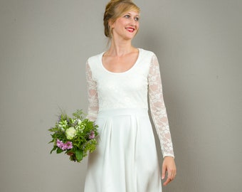 Kurzes modernes Brautkleid mit Faltenrock und Spitze - Helena