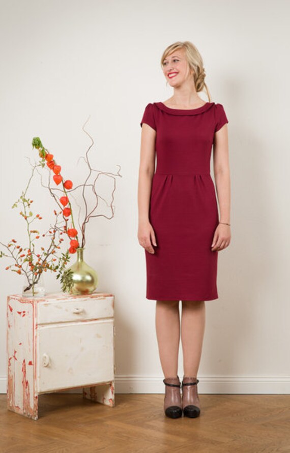 Robe droite bordeaux hotsell