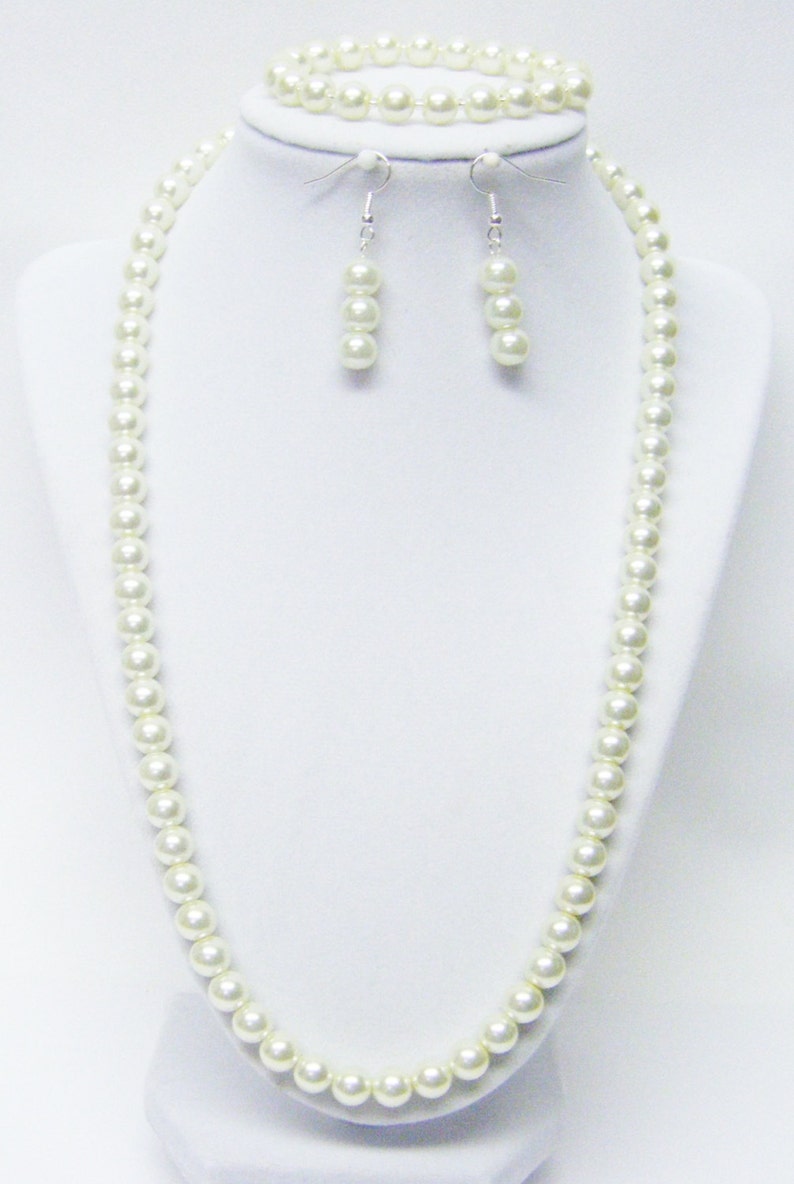 23.5 Inch Ecru Glass Pearl Necklace/Bracelet/Earrings Set image 1