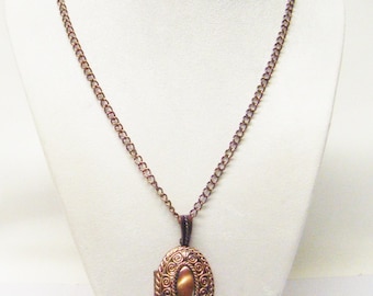 Antiqued Copper Tone Oval Picture Locket Frame Pendant Necklace