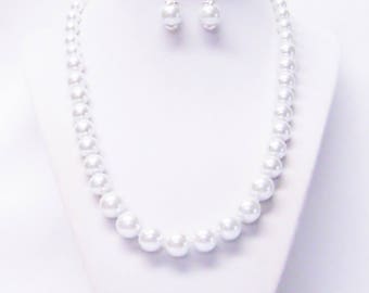 White Glass Pearl Necklace/Bracelet/Earrings Set