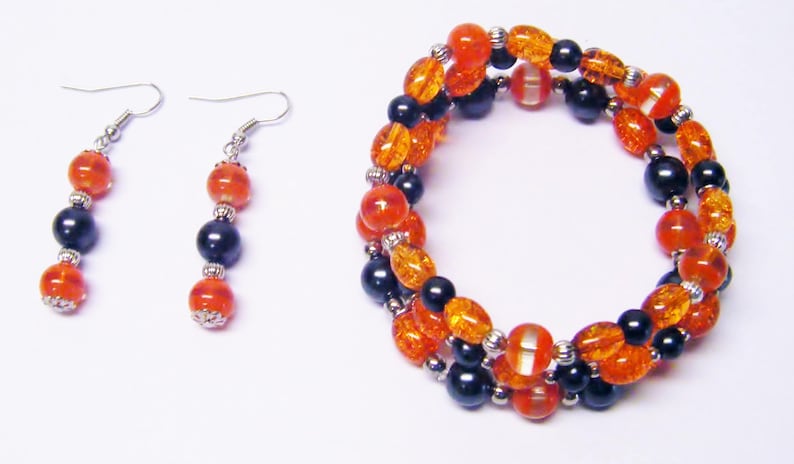 Bracelet and Earring Set Matte Orange and Red Crackle Beaded Necklace