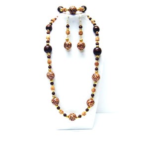 Chunky Round Tiger Print w/Dark Brown Wood Bead Necklace/Bracelet/Earrings Set