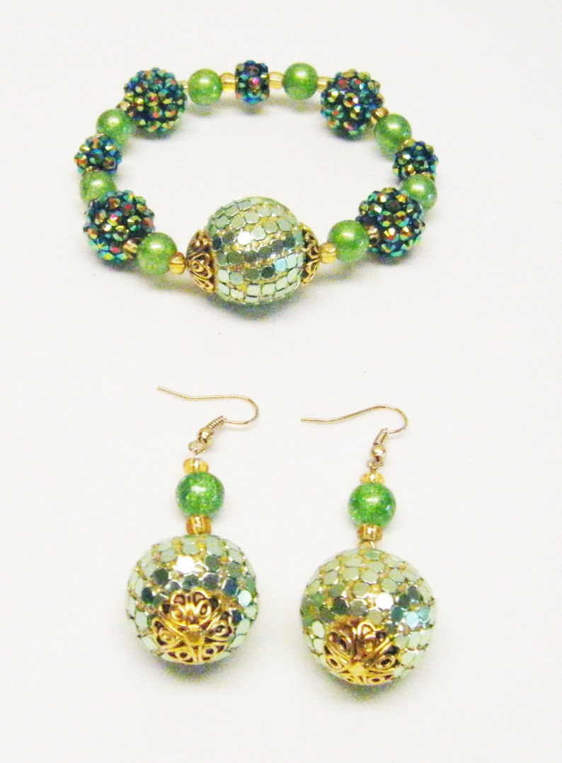 Assorted Green Chunky Acrylic Bead wGold Findings NecklaceBraceletEarrings Set