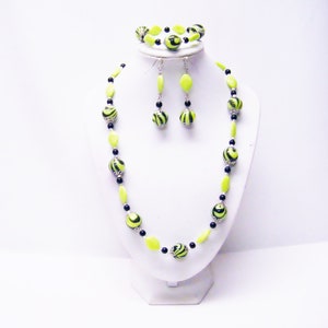 Round Lime Green w/Black Swirl Acrylic Bead Necklace/Bracelet/Earrings Set