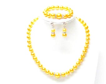 Conjunto de joyas de perlas de cristal y oro amarillo para niña, collar, pulsera y pendientes de cuentas de cristal.