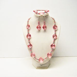 Hot Pink Faceted Translucent Resin Lucite Rhombus Magenta Bead Necklace/Bracelet/Earrings Set