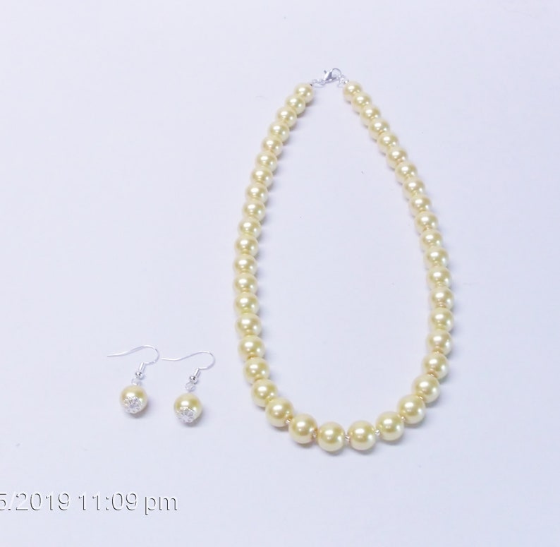 10mm Yellow Glass Pearl wCrystal Seed Beads NecklaceEarrings Set