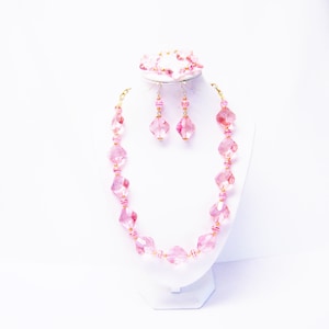 Chunky Hot Pink Faceted Translucent Resin Lucite Rhombus Magenta Bead Necklace/Bracelet/Earrings Set