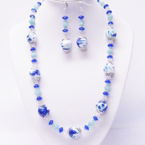 White/Blue/Green Ceramic w/Sapphire Disc Glass Bead Necklace/Bracelet/Earrings Set