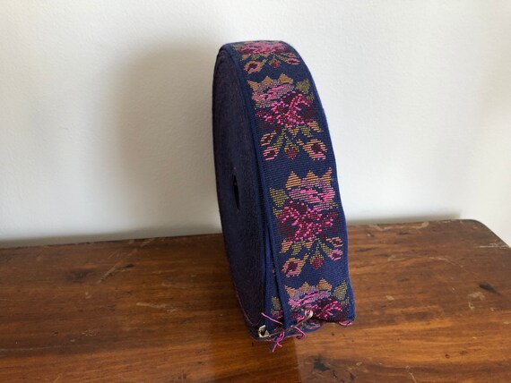 ruban brodé vintage des années tapisserie 60 hippie tapisserie années denim épais ruban large passais décor décoratif grande bobine de bleu fil floral 4c0f3f ruban brodé vintage des années tapisserie 60 hippie tapisserie années denim épais ruban large passais décor décoratif grande bobine de bleu fil floral 4c0f3f