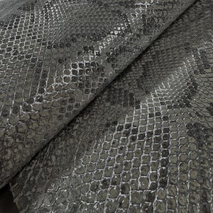 Echtes burmesisches Python-Bauchleder | Dunkelgraues, ungebleichtes exotisches Schlangenleder | Luxuriöse Bastelprojekte