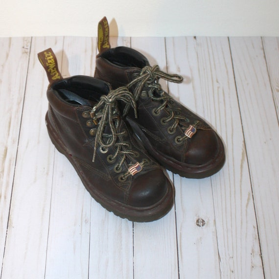 Dr. MARTENS Boots . Vintage 1980s Brown Leather An