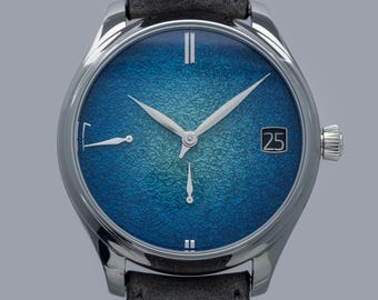 RefurbishH. Moser & Cie.Endeavour Ewiger Kalender 1800-2000 Blau Email Zifferblatt Tantal