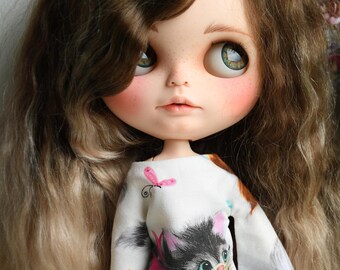 Bell sleeved retro black / brown kitsch kitty patterned retro mod style dress for Blythe Pullip Dal licca and similar dolls
