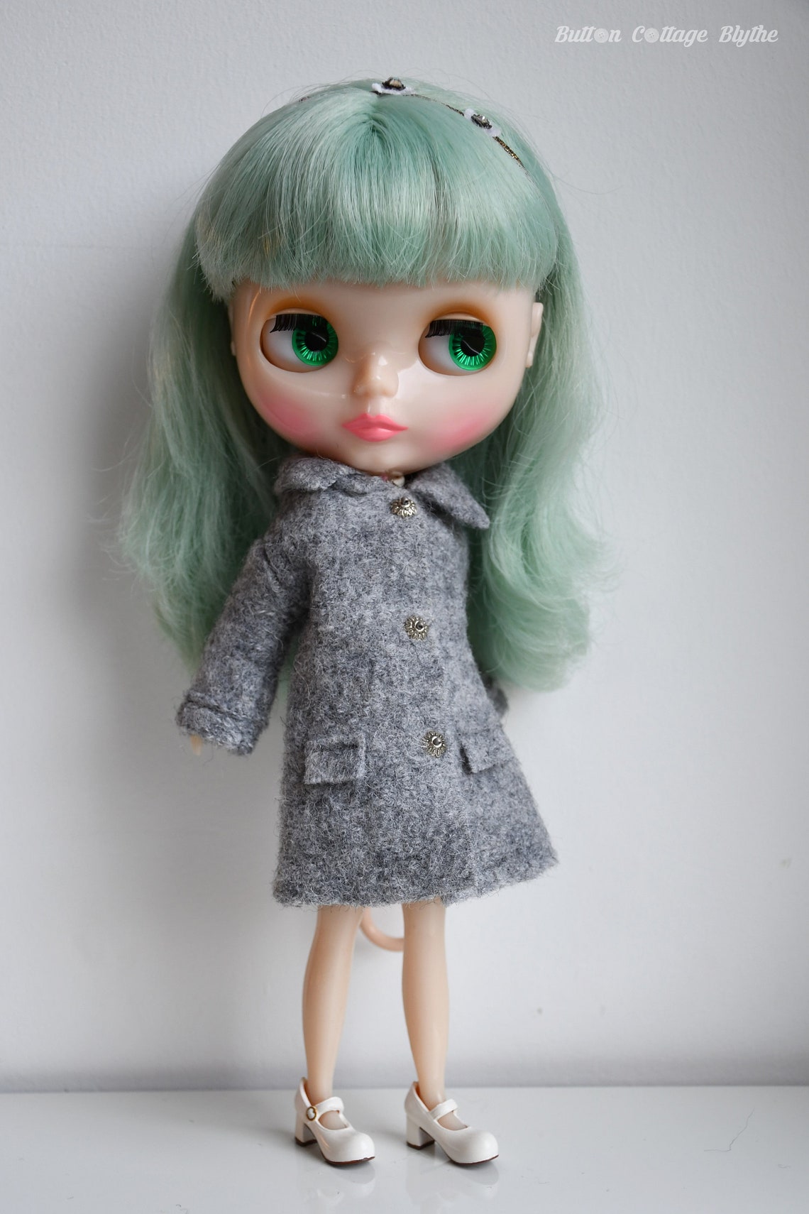 Blythe Doll Sized Light Grey Melange 100 Boiled Wool Coat.