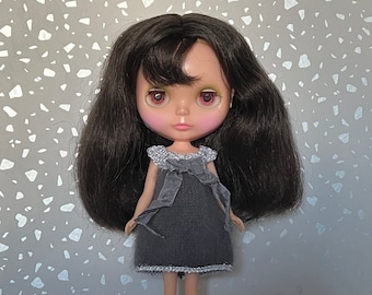 Blythe doll sized grey angora dress with silver bodice and hem and ribbon.  Neo Blythe Licca Pullip Licca Dal
