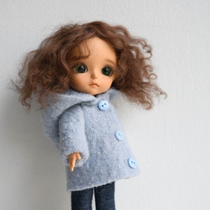 Abrigo de pura lana hervida azul pálido con capucha para muñecas de tamaño Lati Yellow, Pukifee y Middie Blythe
