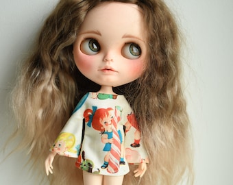 Bell sleeved retro candy cane girl patterned retro mod style dress for Blythe Pullip Dal licca and similar dolls