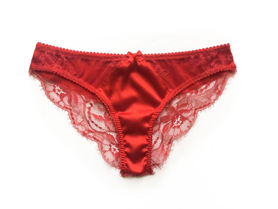 slip dentelle rouge