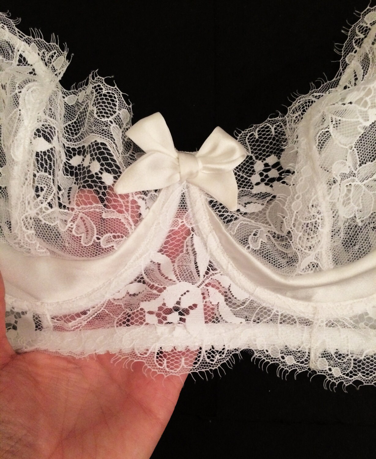 White lace bra in french calais lace nude lining - Marianna Giordana Paris
