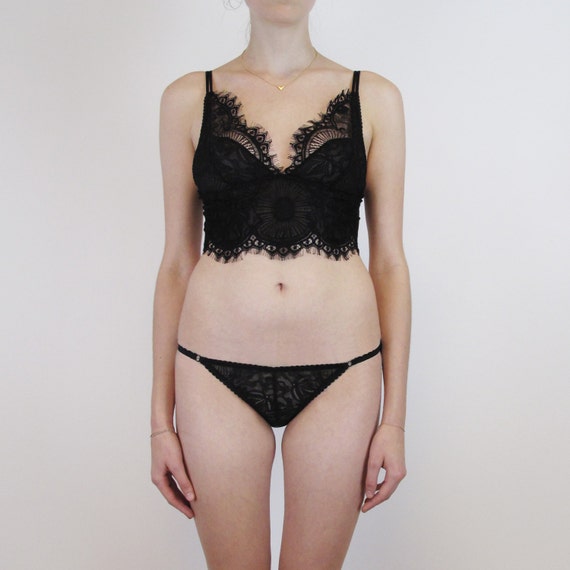 Bralette de encaje negro y bragas transparentes de - Etsy México