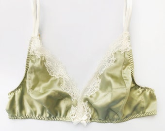 Bralette en soie verte - Bralette à bonnet souple - Soutien-gorge triangle de soie extensible sans armature - Bralette à sangle