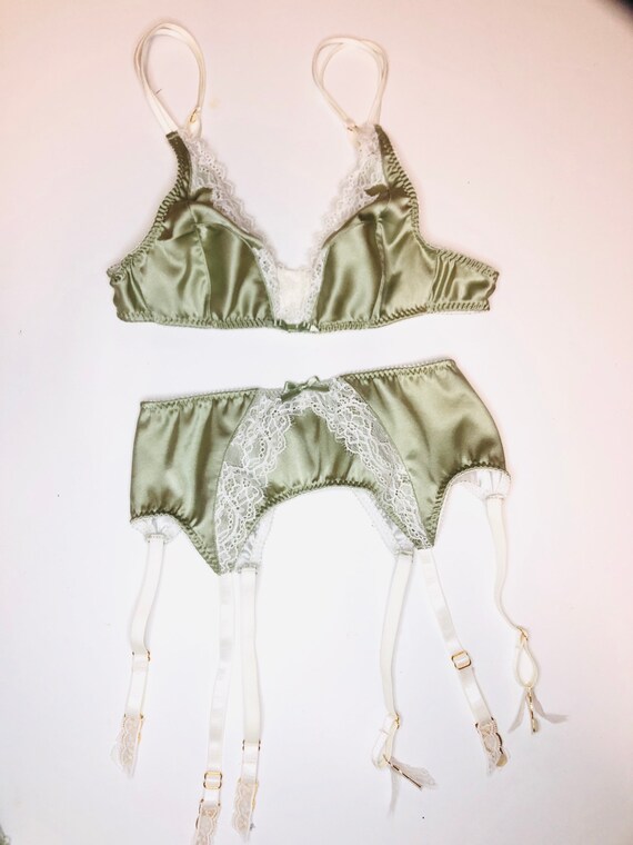 green garter belt Yasmine Eslami Serena Garter Belt - Lichen